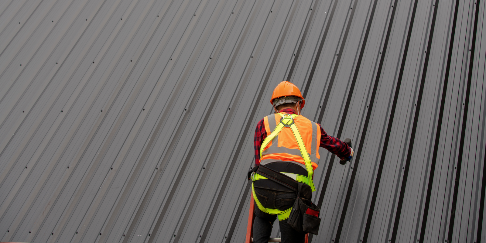 Metal Roofing vs. Asphalt Shingles